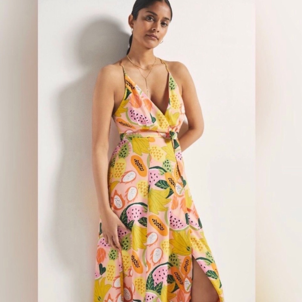 NWT Anthropologie HUTCH wrap dress! Tropical fruit print
